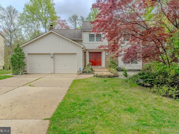 7 Teak Ct, Cherry Hill, NJ 08003