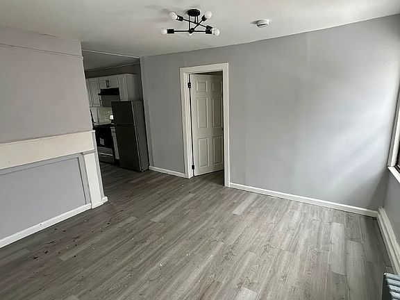 3rd image of 52 Harrison Ave APT 5