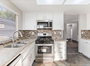 1570 N Gardena Ave, Rialto, CA 92376