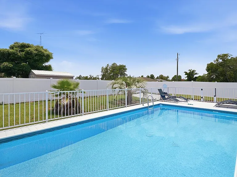 2584 SW 154th Ln — Photo 30