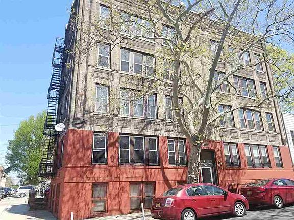 3rd image of 48 Garrison Ave #8
