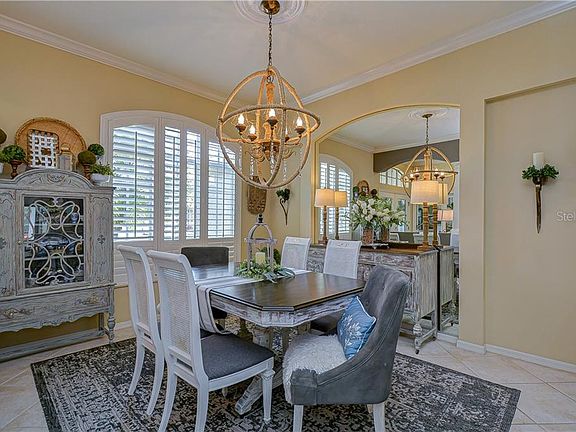 5th image of 16141 Bridgepark Dr