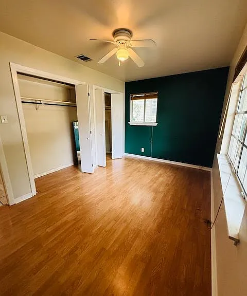 2705 Sherwood Ln — Photo 9