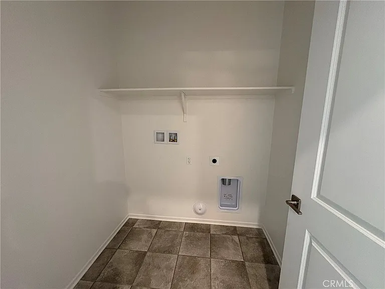 8439 Bickmore Ave #8439 — Photo 18