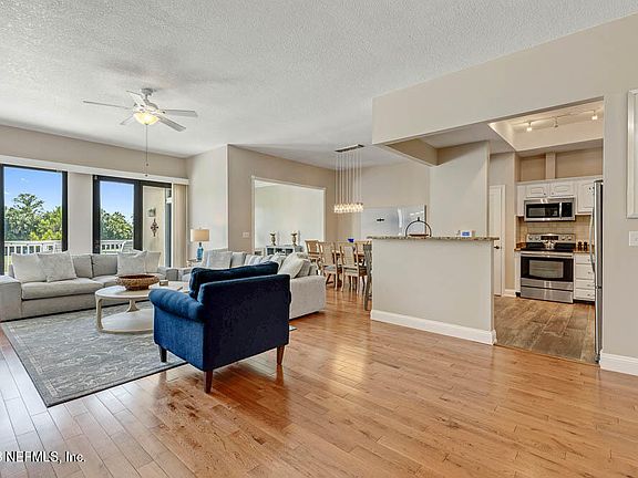 3rd image of 62 Tifton Way N