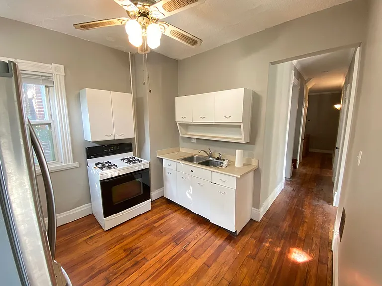 Neil Ave 686-688 MLR — Photo 6