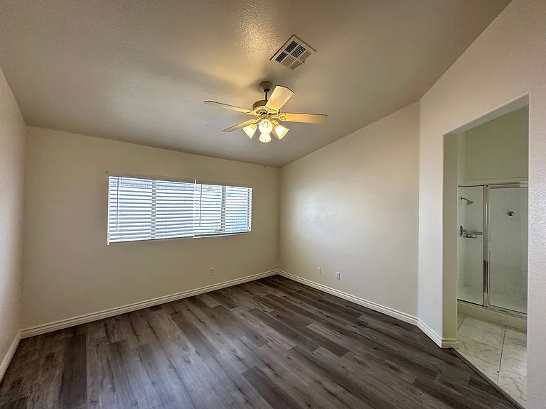 9450 Hanta Ave — Photo 13