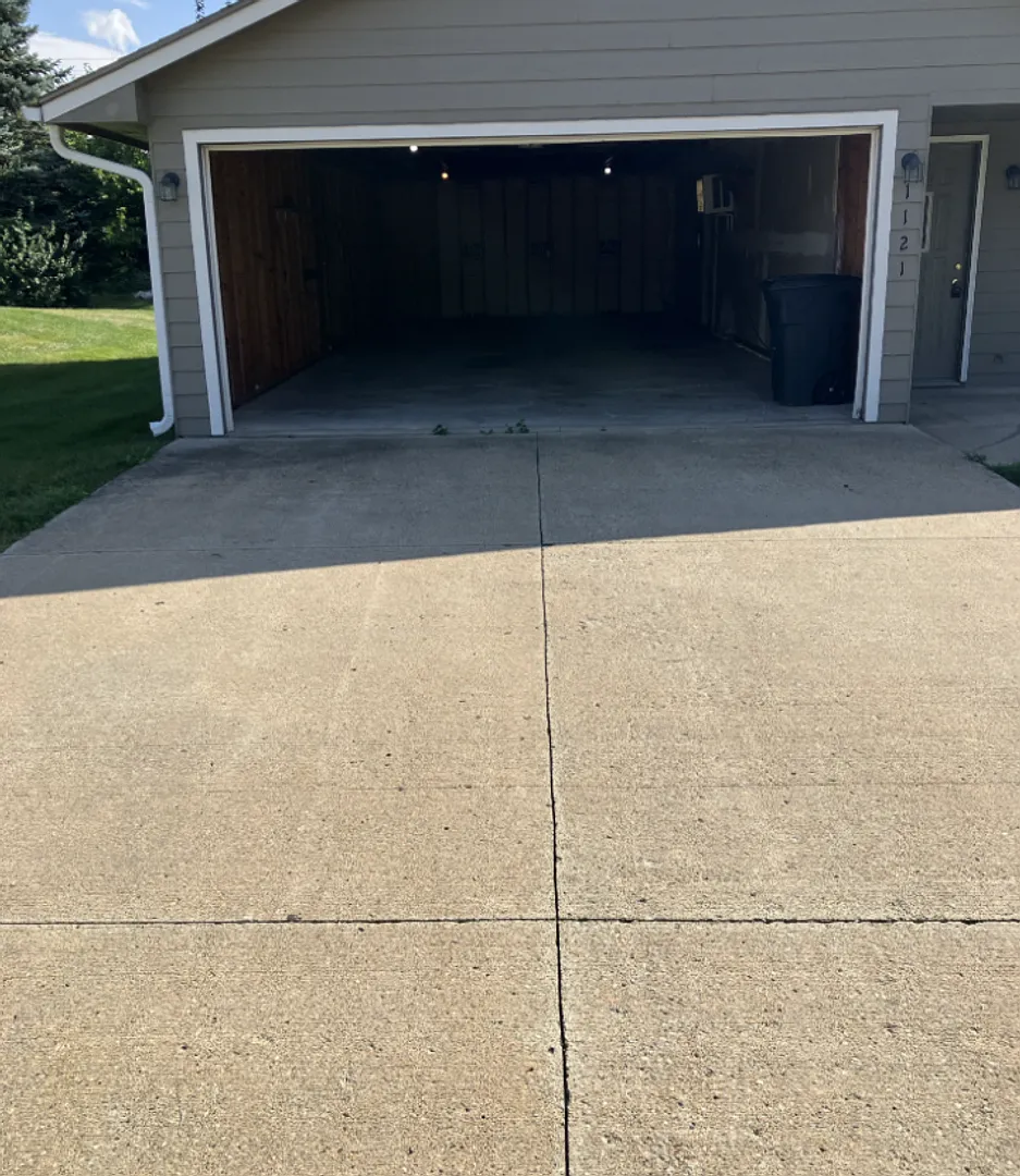 3 Bedroom Home for rent in Newton, IA — Photo 4