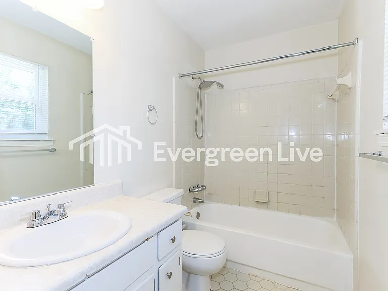 2664 Carrington Dr — Photo 10