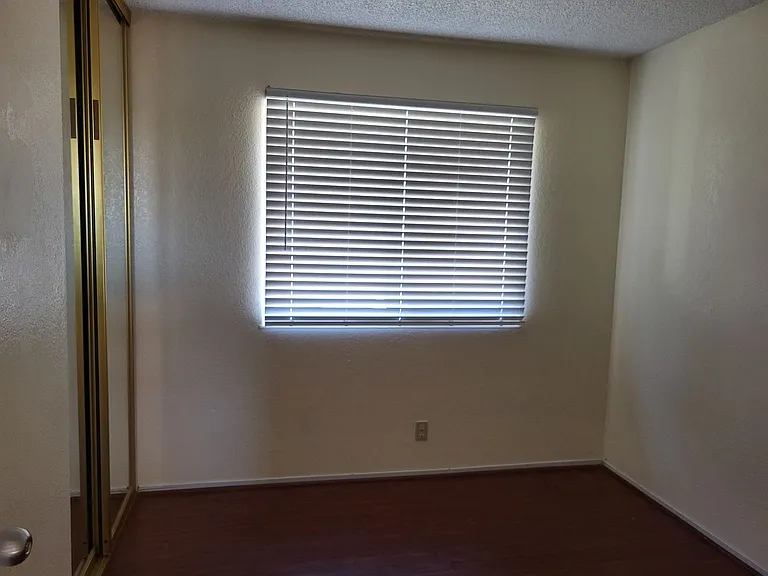 125 Serpentine Dr — Photo 24