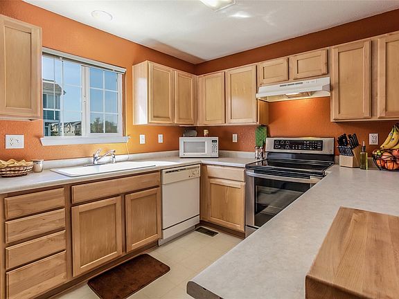 5th image of 3660 W 25th St Unit 106