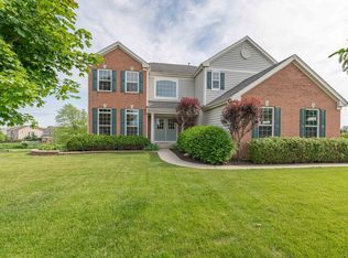 3260 Prairie St, Aurora, IL 60506