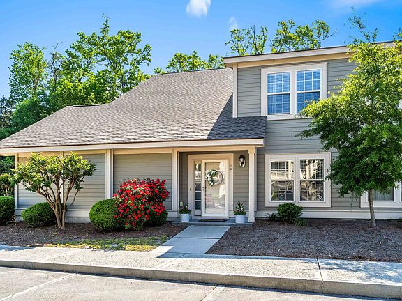 3rd image of 1545 Spinnaker Dr. #1A
