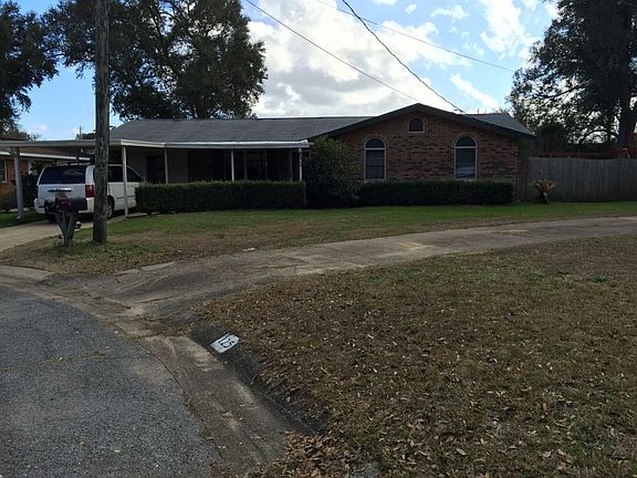 4th image of 135 Greenridge Dr