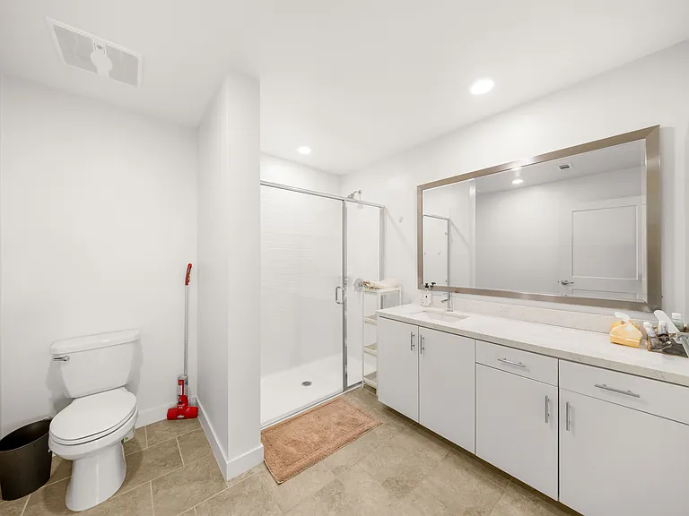 2402 Nolita — Photo 6