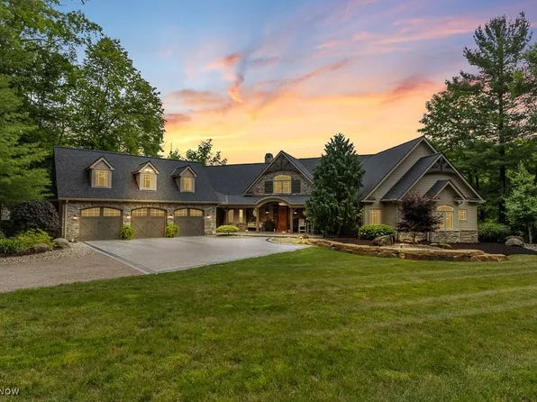 2247 Rollingwood Dr, Medina, OH 44256