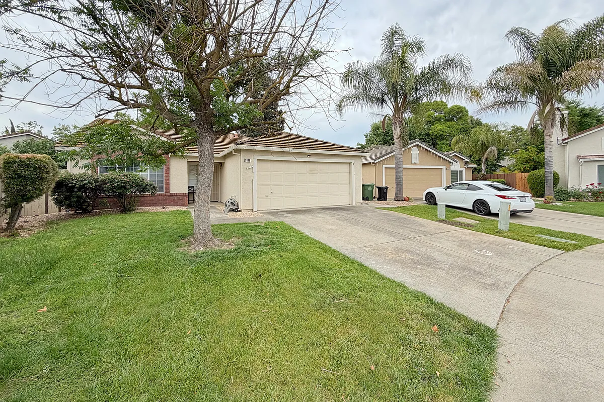 Building Photo - 9118 Paseo Grande Way