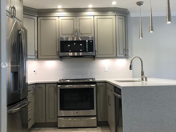 4th image of 2701 Middle River Dr APT 14