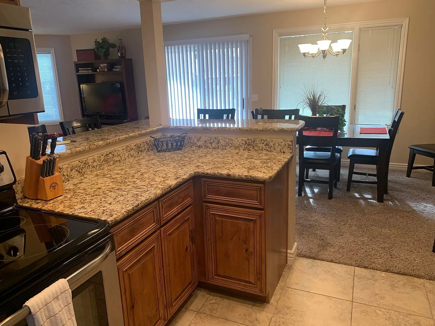 Fully furnished 2 bed 2 bath! — Photo 2