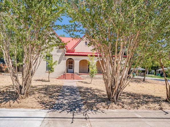 317 N Patrick St, Dublin, TX 76446