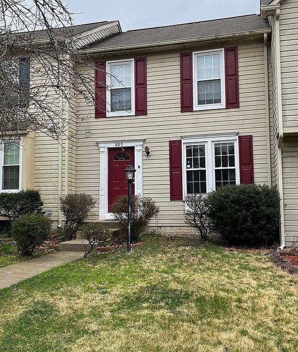 1st image of 805 Sedgwick Ct