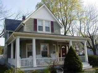 717 Front St, Greenport, NY 11944