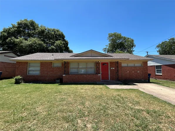 130 W Cherry Point Dr, Dallas, TX 75232