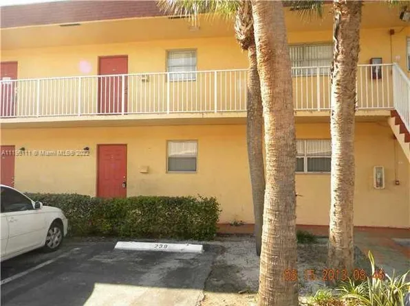 850 E Commercial Blvd APT 137E, Fort Lauderdale, FL 33334