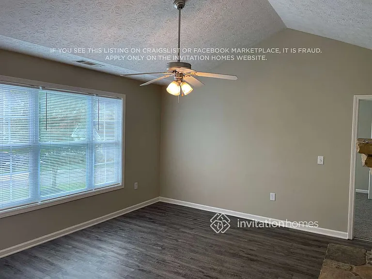 104 Jack Ct — Photo 2