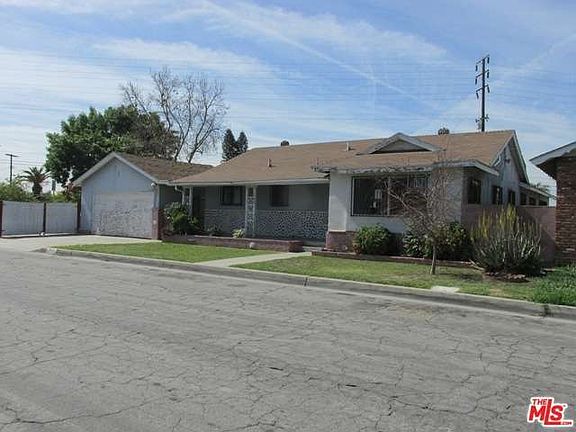 3rd image of 13425 Klondike Ave