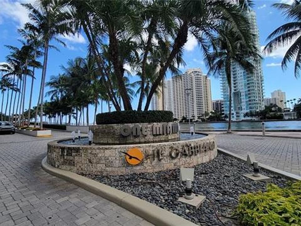 1st image of 325 Biscayne Blvd #3224