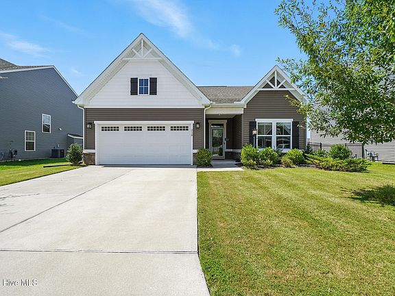 4th image of 218 Green Lake Road