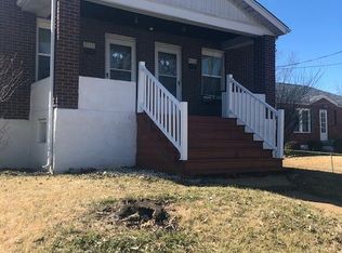 5118 Heege Rd, Saint Louis, MO 63123