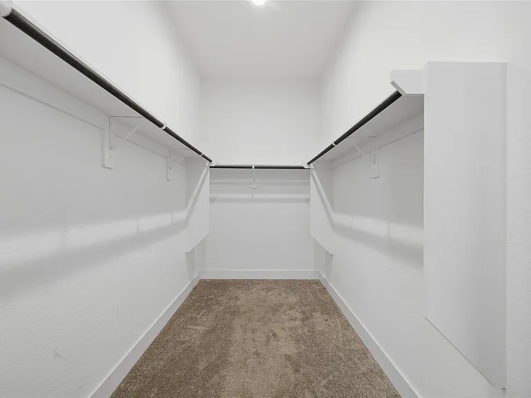 4512 Bartagrass Dr — Photo 21