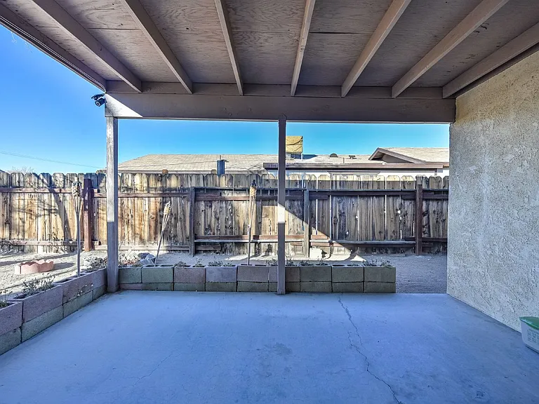 405 Fountain St — Photo 15
