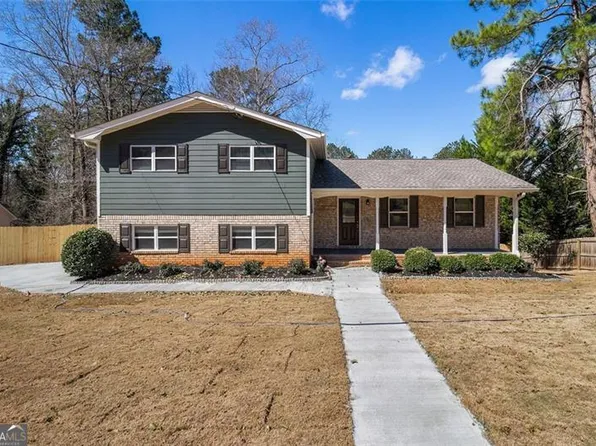 3515 Moonlight Forest Ct, Decatur, GA 30034