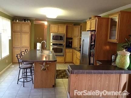 Great For Entertaining
						:
						Open Floor Plan, Gas Fireplace