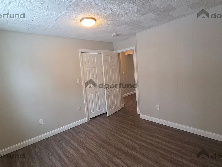 16 Harvard Rd #2B — Photo 15