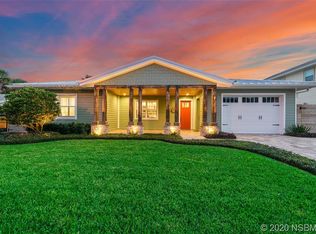 911 Locust St, New Smyrna Beach, FL 32169