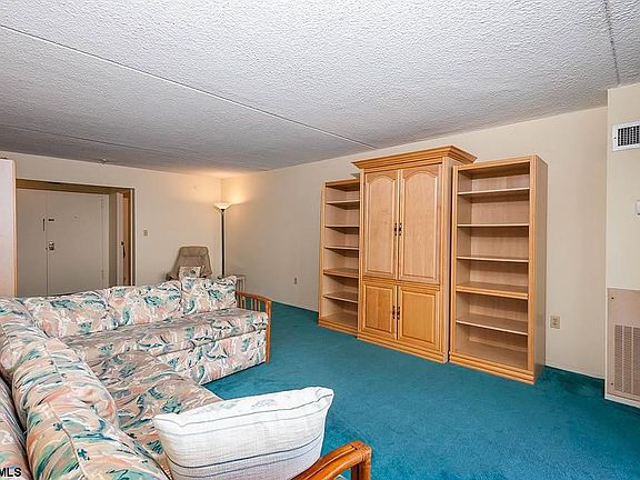 3rd image of 935 Ocean Ave APT 724