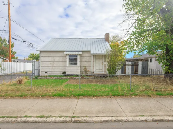 214 N Columbus Ave, Medford, OR 97501