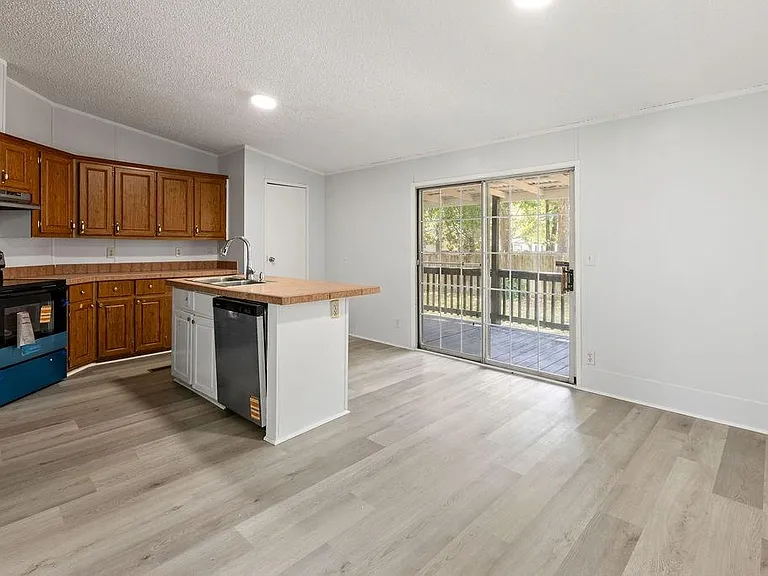 16474 N Emerson Cir — Photo 16