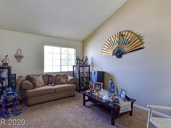 3rd image of 3319 Algona Cir