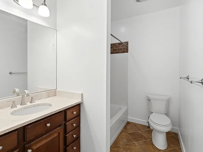 90 Terrace Ave #1 — Photo 14