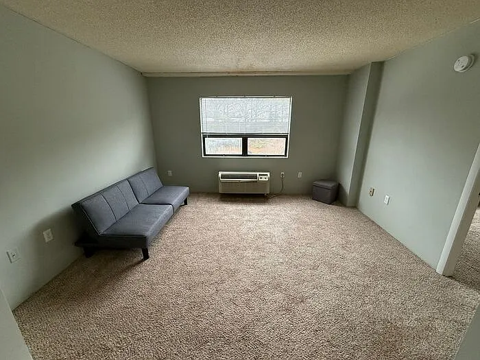 4700 Westgrove St #403 — Photo 8