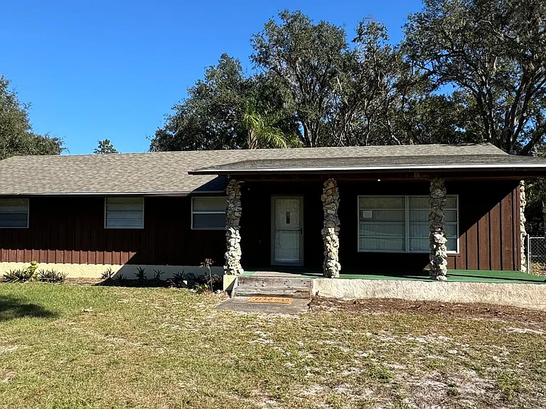 2565 Absher Rd — Photo 3