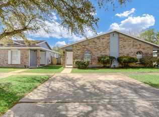 3011 Taylor St, La Marque, TX 77568