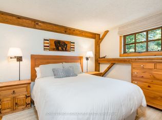 22 Newton Way, Clearview, ON L9Y3Y9