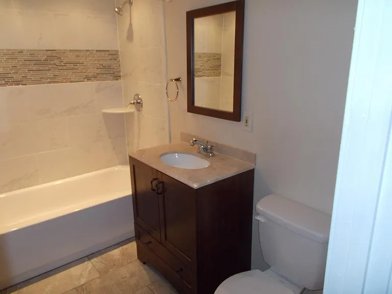 2nd Master Bath
