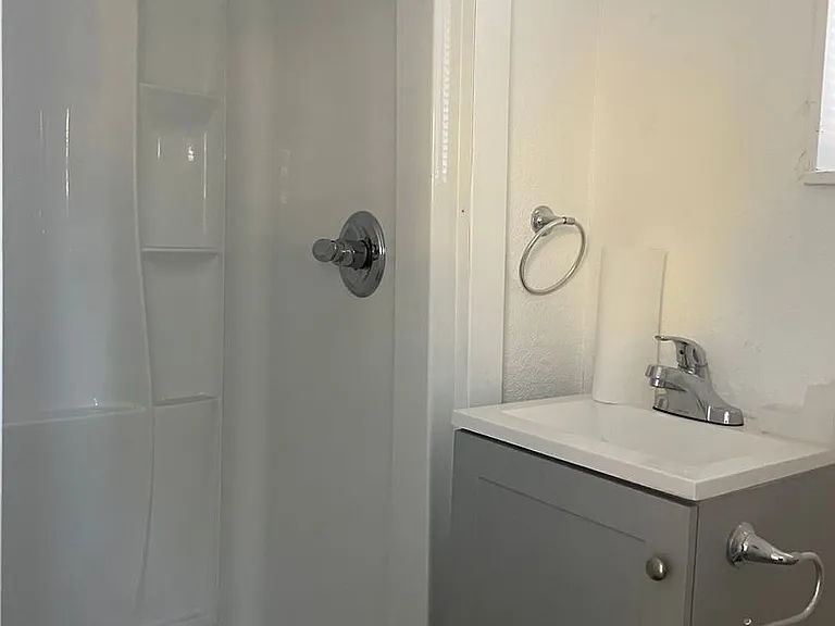 214 Beardsley Ave — Photo 17